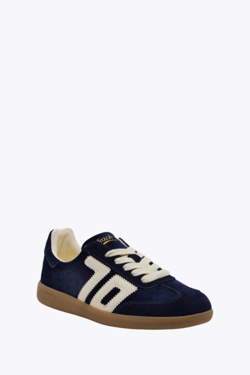 Back 70 Streetwear Cloud W26 in Velvet Royal Butter Sneaker