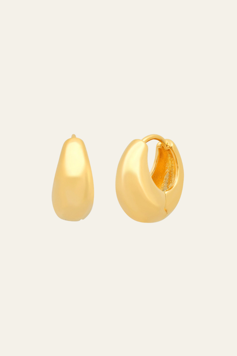 Gold Tapered Huggie