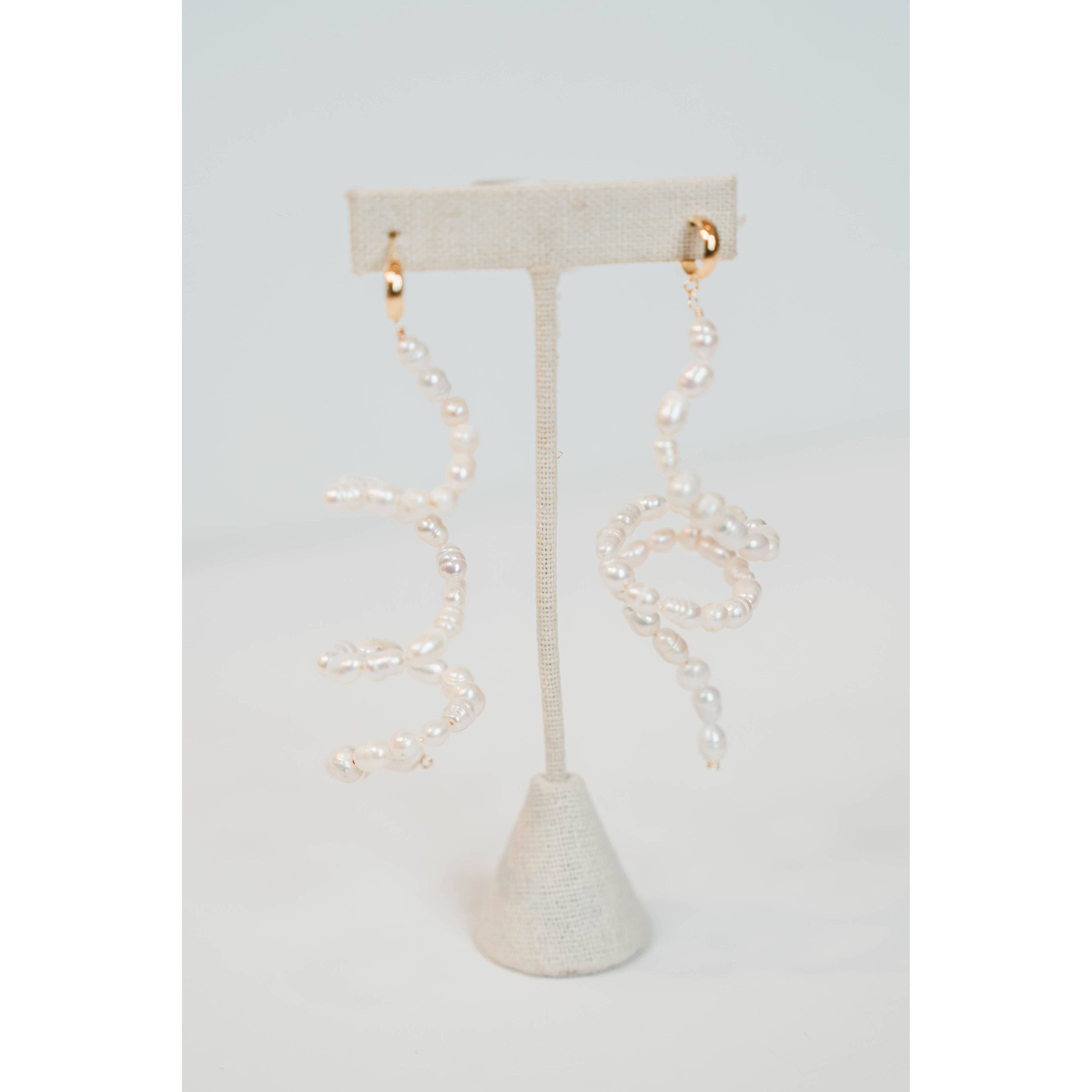 Shapable Pearl Earrings