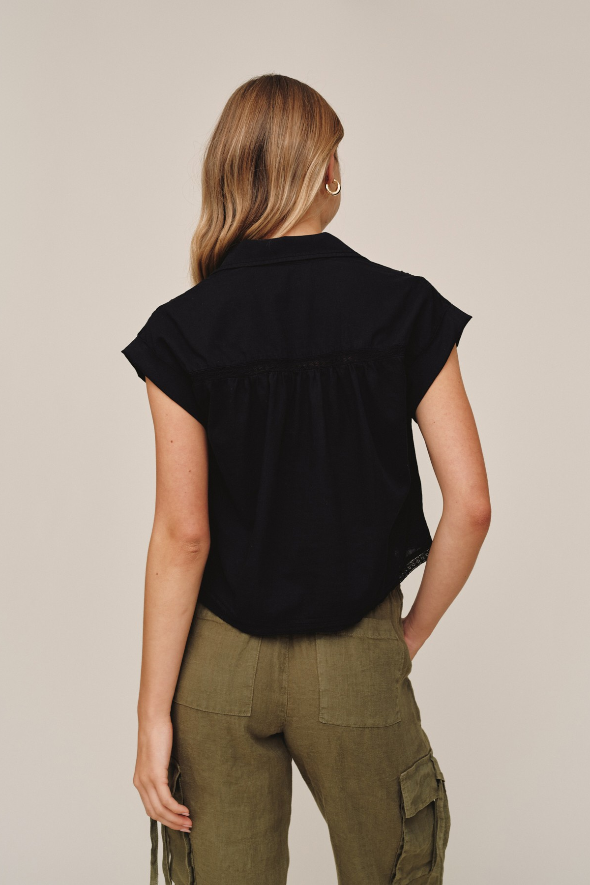 Cap Sleeve Trimmed Shirt