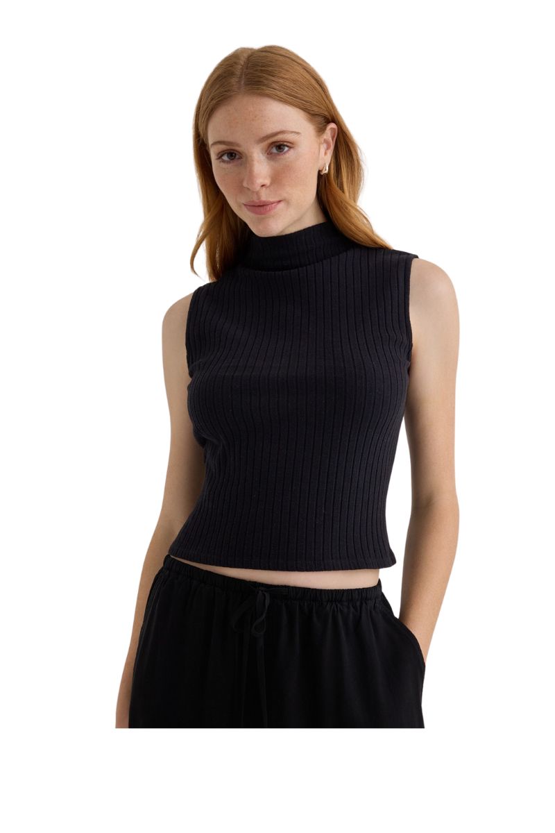 Sleeveless Mock Neck Top