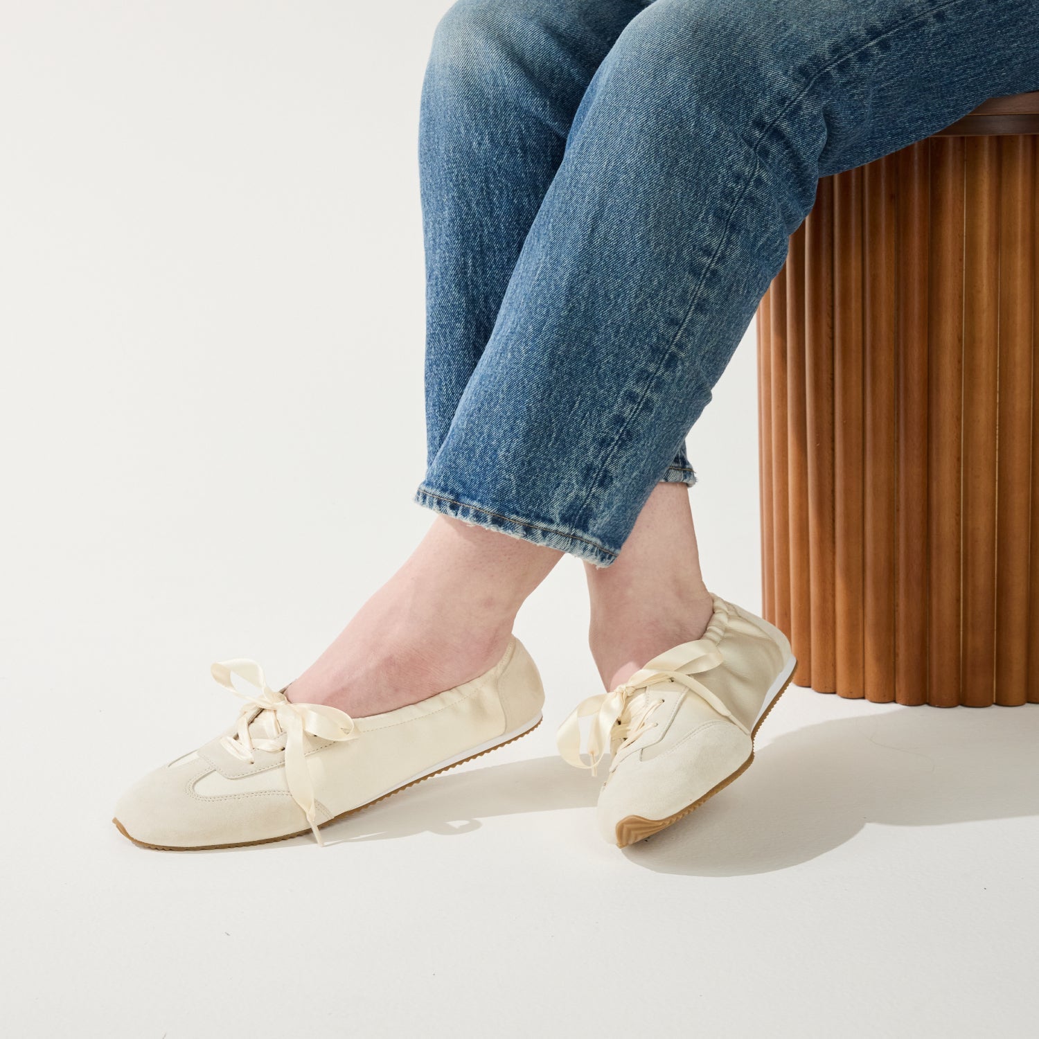 Ava Sneaker in Cream