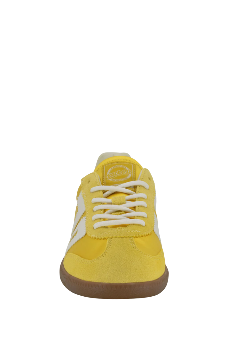 Back 70 Streetwear Ghost C26 in Banana Sneakers
