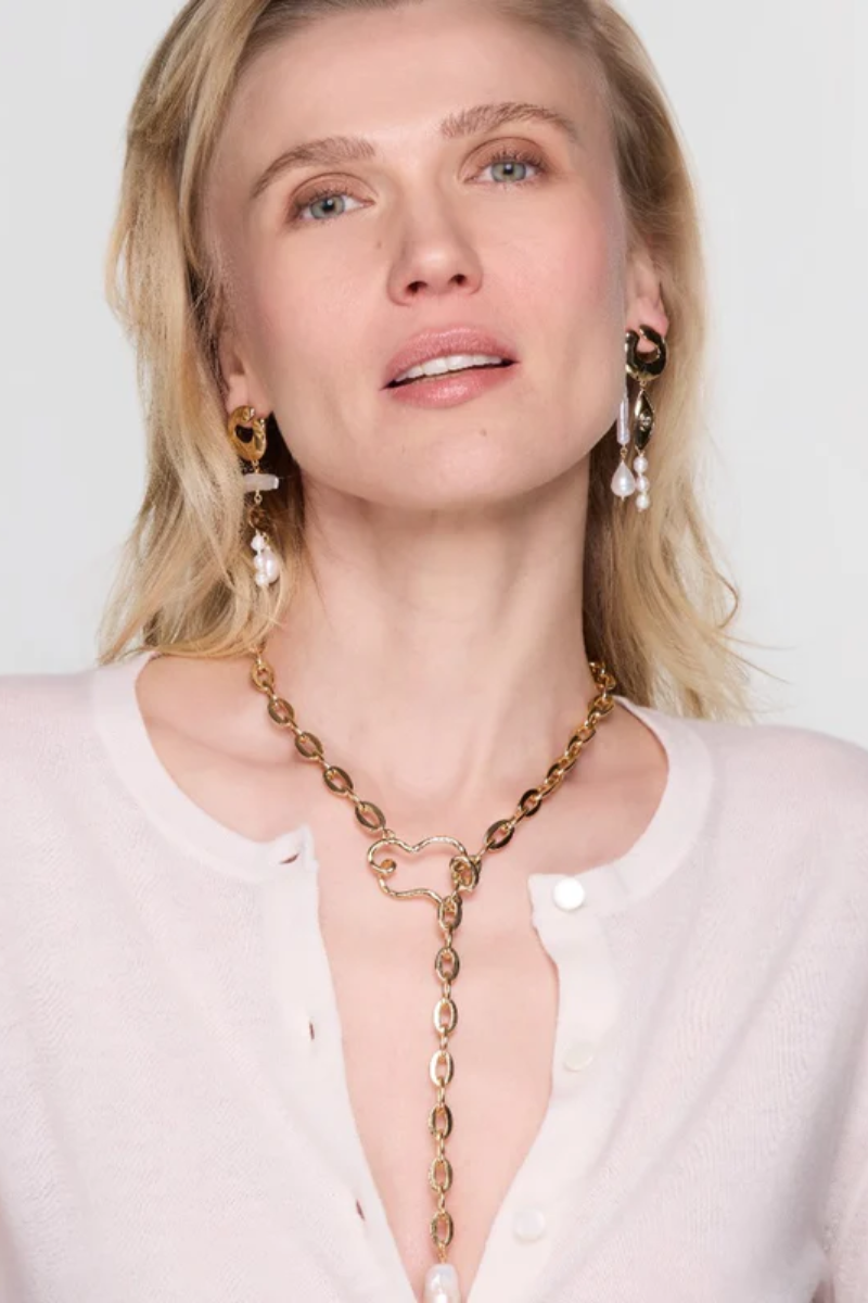 Eva Pearl Necklace