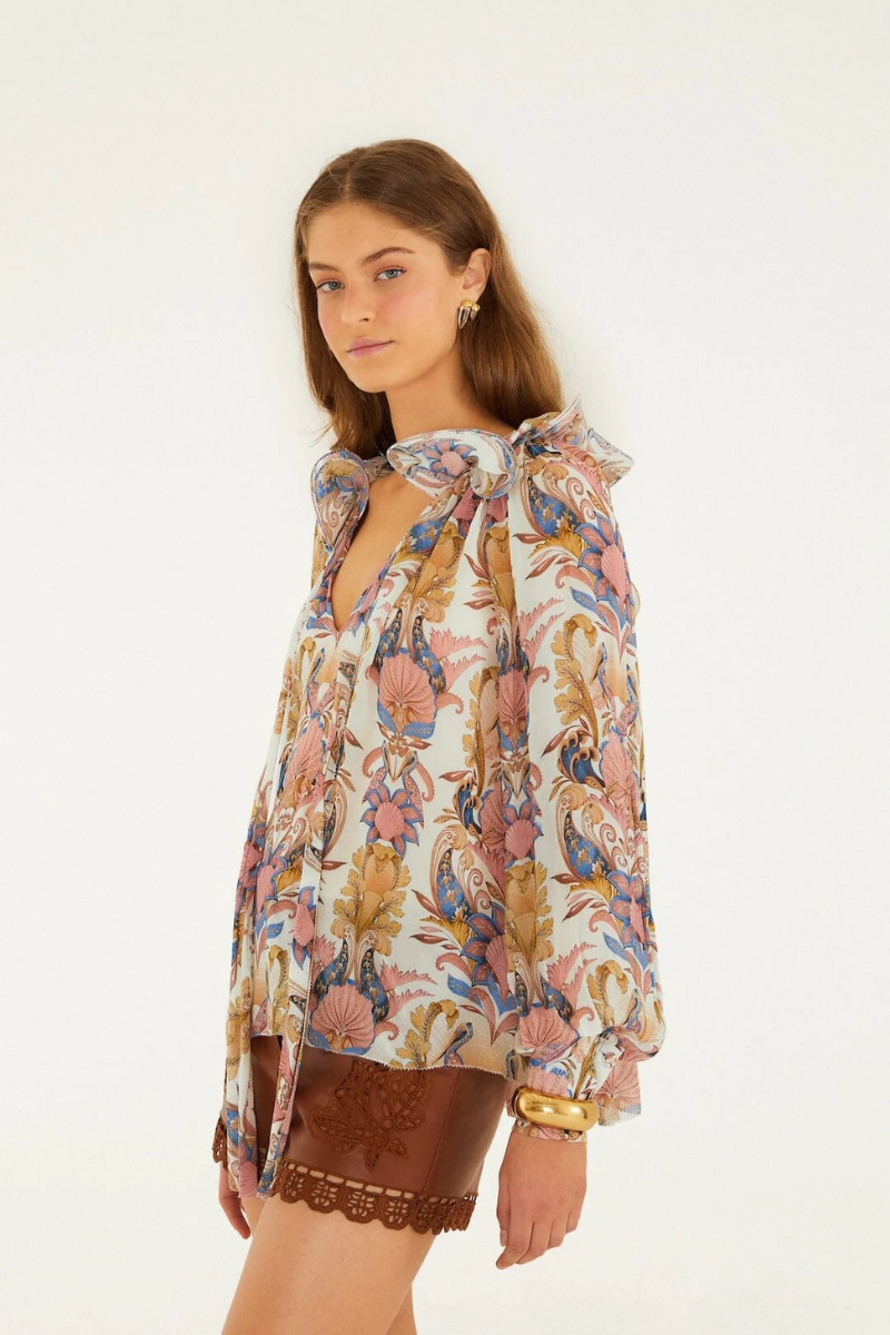 Sea Garden Off-White Long Sleeve Blouse