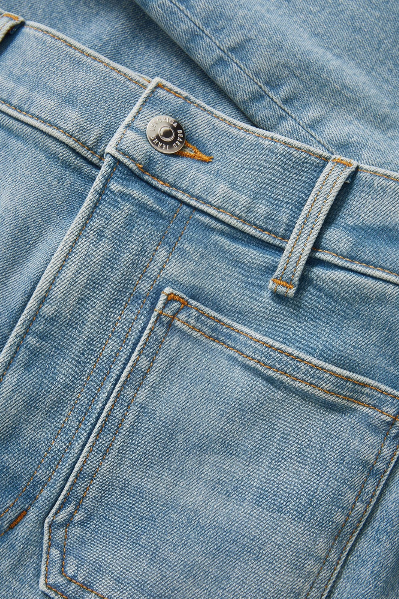 Beverly Patch-Pocket Skinny-Flare Jean