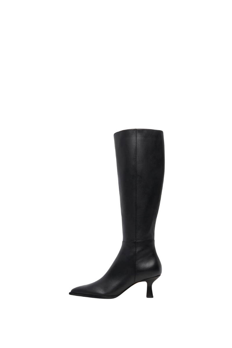 Auggie Boots