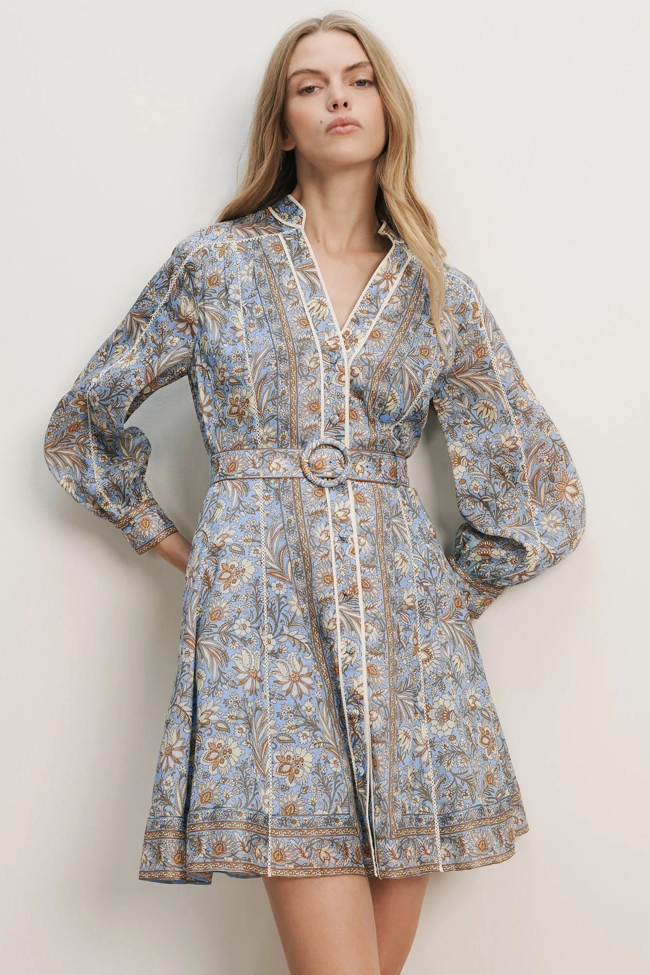 V-Neck Kumar Dres